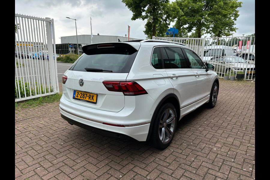 Volkswagen Tiguan 1.4 TSI ACT| R-Line | PANO | LED | Carplay
