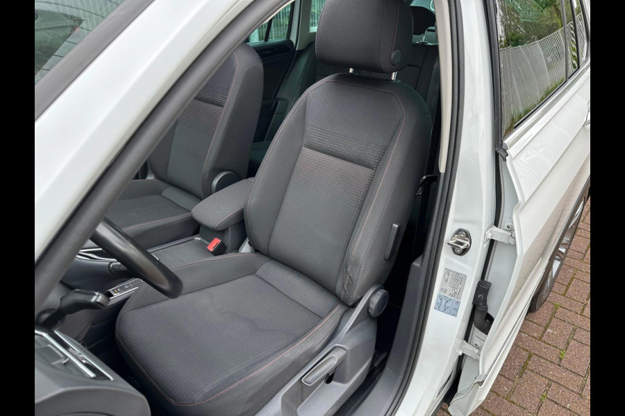 Volkswagen Tiguan 1.4 TSI ACT| R-Line | PANO | LED | Carplay