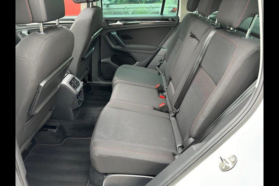 Volkswagen Tiguan 1.4 TSI ACT| R-Line | PANO | LED | Carplay