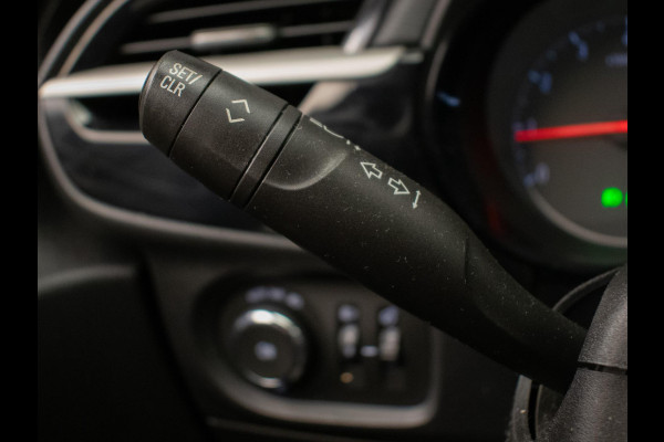 Opel Corsa 1.2 Edition Sport (APPLE CARPLAY,NAVI,LANE ASSIST,PDC,LED,CRUISE,SPORTSTOELEN,NETTE STAAT)