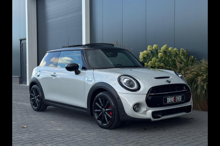 MINI Cooper S 2.0 Pepper 192pk FULL PANO NAVI CAMERA SPORTVELGEN