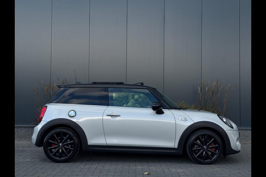 MINI Cooper S 2.0 Pepper 192pk FULL PANO NAVI CAMERA SPORTVELGEN