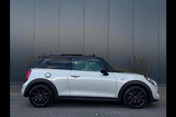 MINI Cooper S 2.0 Pepper 192pk FULL PANO NAVI CAMERA SPORTVELGEN