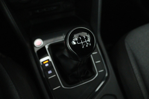 Seat Tarraco 1.5 TSI Style Limited Edition (PANORAMADAK, TREKHAAK, DIGITALE COCKPIT, NAVIGATIE, CARPLAY, PARKEERSENSOREN)