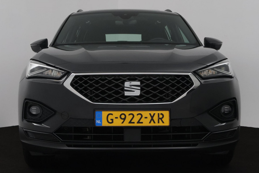 Seat Tarraco 1.5 TSI Style Limited Edition (PANORAMADAK, TREKHAAK, DIGITALE COCKPIT, NAVIGATIE, CARPLAY, PARKEERSENSOREN)