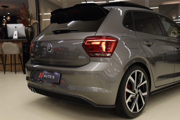 Volkswagen Polo 2.0 TSI GTI PANO/CARPLAY/STOELVERWARMING/VOL