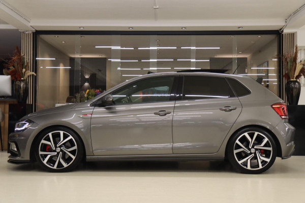 Volkswagen Polo 2.0 TSI GTI PANO/CARPLAY/STOELVERWARMING/VOL