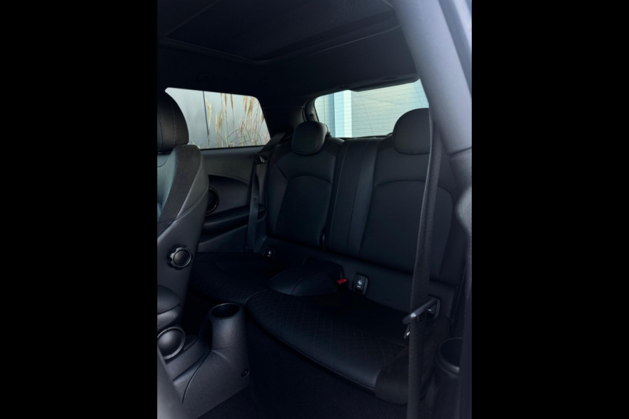 MINI Cooper S 2.0 Pepper 192pk FULL PANO NAVI CAMERA SPORTVELGEN