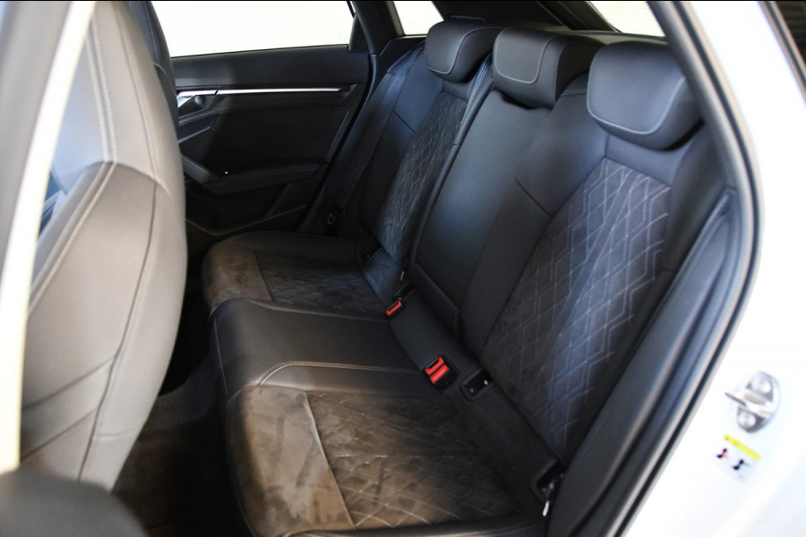 Audi A3 Sportback 40 TFSI e Business S-line, Panoramadak, Applecarplay