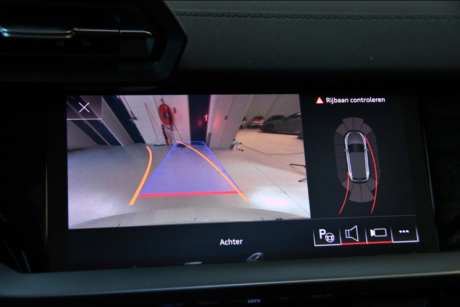 Audi A3 Sportback 40 TFSI e Business S-line, Panoramadak, Applecarplay