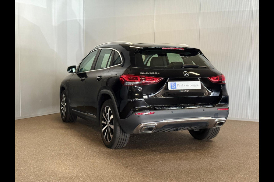 Mercedes-Benz GLA 250e Progressive-BURMESTER-SFEERVERLICHTING-STOELVERWARMING-CAMERA-COMPLEET