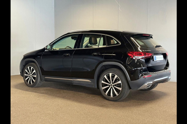 Mercedes-Benz GLA 250e Progressive-BURMESTER-SFEERVERLICHTING-STOELVERWARMING-CAMERA-COMPLEET