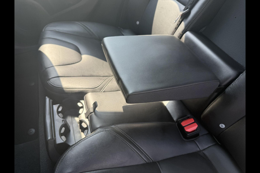 Volvo V40 2.0 T2 Nordic+ Dealer Onderhouden,Pano,Leder,Navi,Camera,Pdc,Stoelverw,123pk,Clima,Cruise,Lm velgen,N.A.P,6 Bak,Apk tot 06-2026 Volvo V40 2.0 T2 Nordic+ Dealer Onderhouden,Pano,Leder,Navi,Camera,Pdc,Stoelverw,123pk,Clima,Cruise,Lm velgen,N.A.P,6 Bak,Apk tot 06-2026