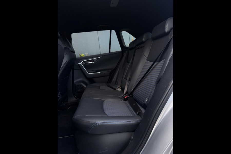 Toyota RAV4 2.5 Hybrid Bi-Tone M23 NAVI 360 CAMERA CLIMATE SPORTVELGEN