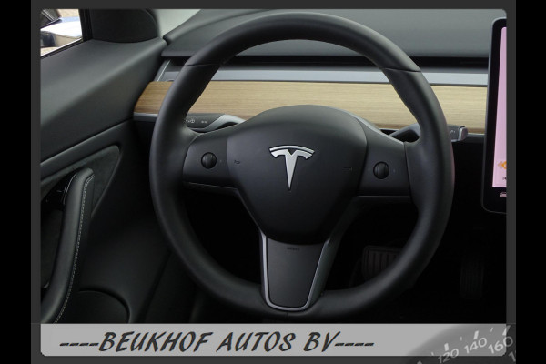 Tesla Model 3 Standard RWD Pano Trekhaak Navi Leer Soh 90,4%