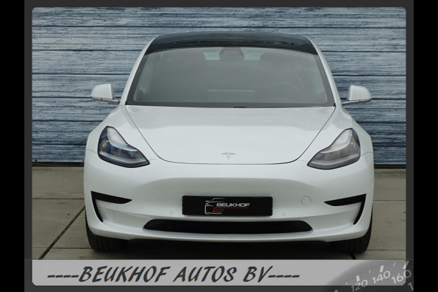 Tesla Model 3 Standard RWD Pano Trekhaak Navi Leer Soh 90,4%