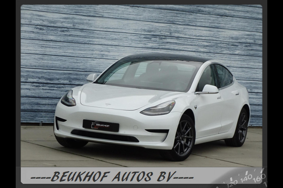 Tesla Model 3 Standard RWD Pano Trekhaak Navi Leer Soh 90,4%