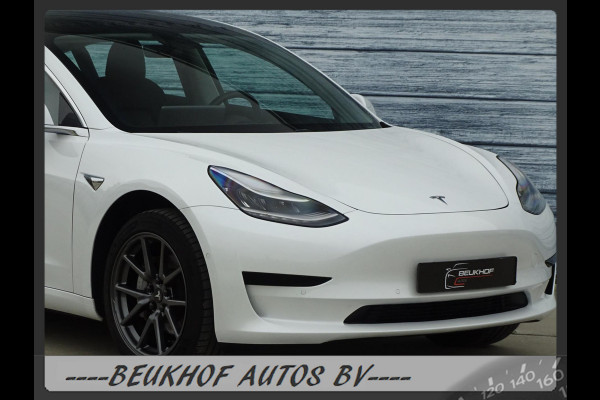 Tesla Model 3 Standard RWD Pano Trekhaak Navi Leer Soh 90,4%