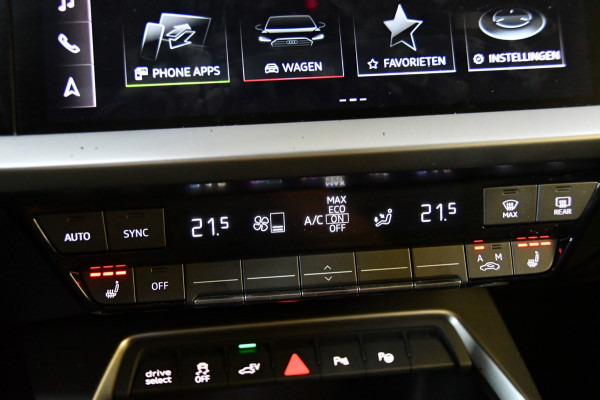 Audi A3 Sportback 40TFSI e Business S-line, Panoramadak, Applecarplay