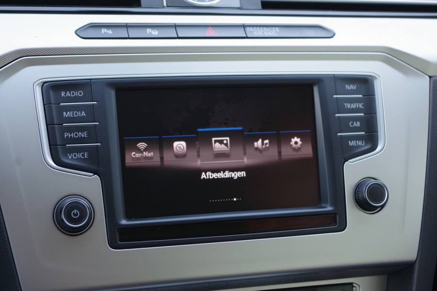 Volkswagen Passat Variant 1.4 TSI 126 PK Comfortline Business, Trekhaak, Massage, Adap. Cruise Control, Stoelverwarming
