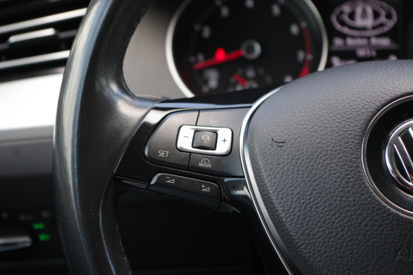 Volkswagen Passat Variant 1.4 TSI 126 PK Comfortline Business, Trekhaak, Massage, Adap. Cruise Control, Stoelverwarming