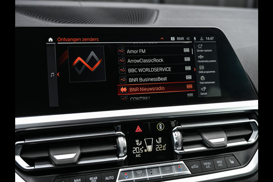 BMW 4 Serie Gran Coupé M440i xDrive HIGH EXECUTIVE | M-SPORT PAKKET | SHADOW LINE | COMFORT ACCESS | MEMORY SEATS | HEAD-UP DISPLAY | ADAPTI