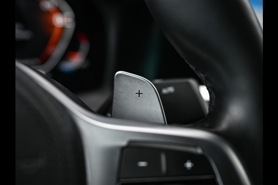 BMW 4 Serie Gran Coupé M440i xDrive HIGH EXECUTIVE | M-SPORT PAKKET | SHADOW LINE | COMFORT ACCESS | MEMORY SEATS | HEAD-UP DISPLAY | ADAPTI