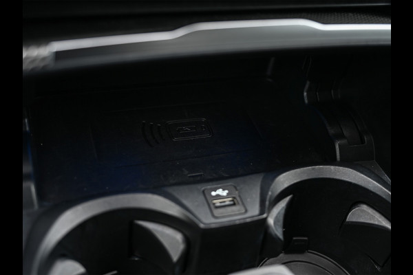BMW 4 Serie Gran Coupé M440i xDrive HIGH EXECUTIVE | M-SPORT PAKKET | SHADOW LINE | COMFORT ACCESS | MEMORY SEATS | HEAD-UP DISPLAY | ADAPTI