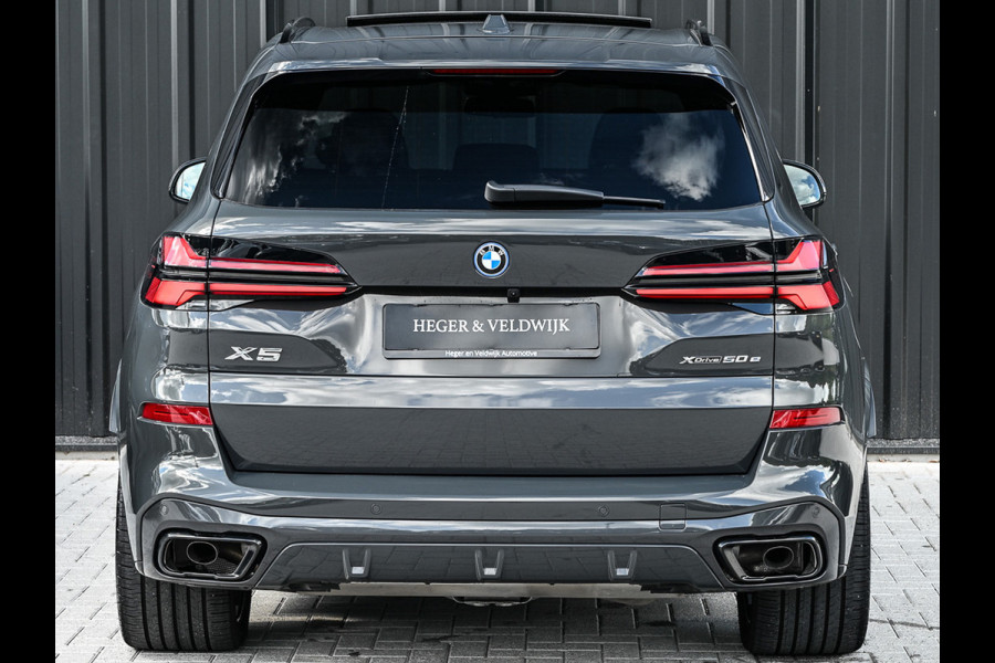 BMW X5 xDrive50e | M-SPORT | TREKHAAK | COMFORT ACCESS | BMW NIERE ICONIC GLOW | PANORAMADAK | COMFORT SEATS | AMBIANCE INTERIEUR | DRI