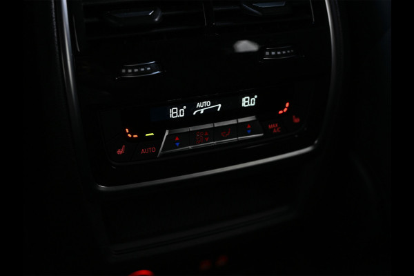 BMW X5 xDrive50e | M-SPORT | TREKHAAK | COMFORT ACCESS | BMW NIERE ICONIC GLOW | PANORAMADAK | COMFORT SEATS | AMBIANCE INTERIEUR | DRI