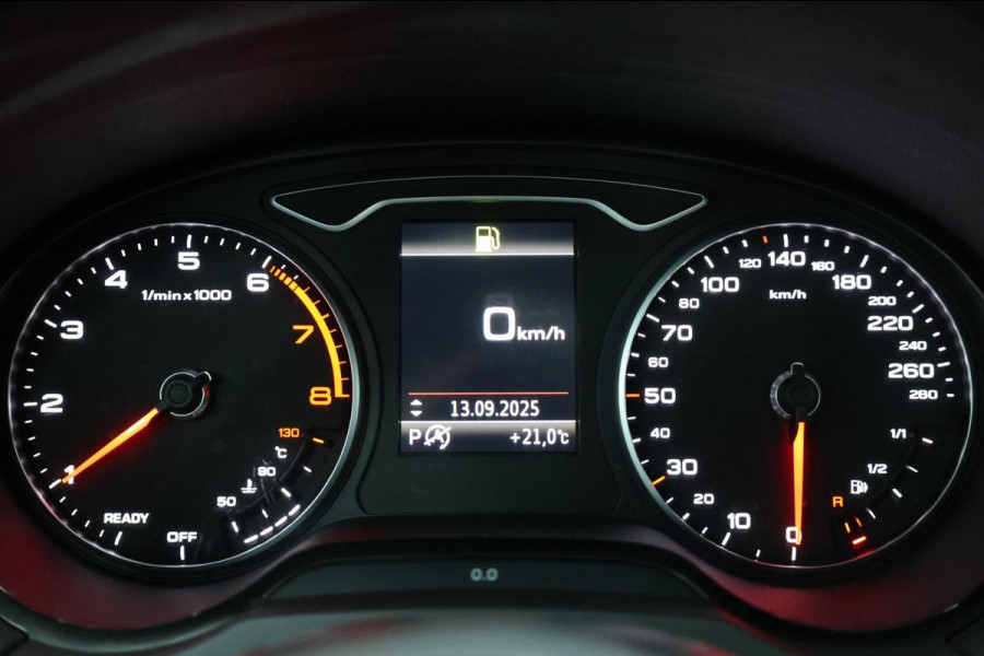 Audi A3 Sportback 1.0 TFSI Pro Line LED/PANORAMADAK/LEER+S.VERWARMING/18" LMV/PDC/CRUISE/ECC/12 MND GARANTIE!