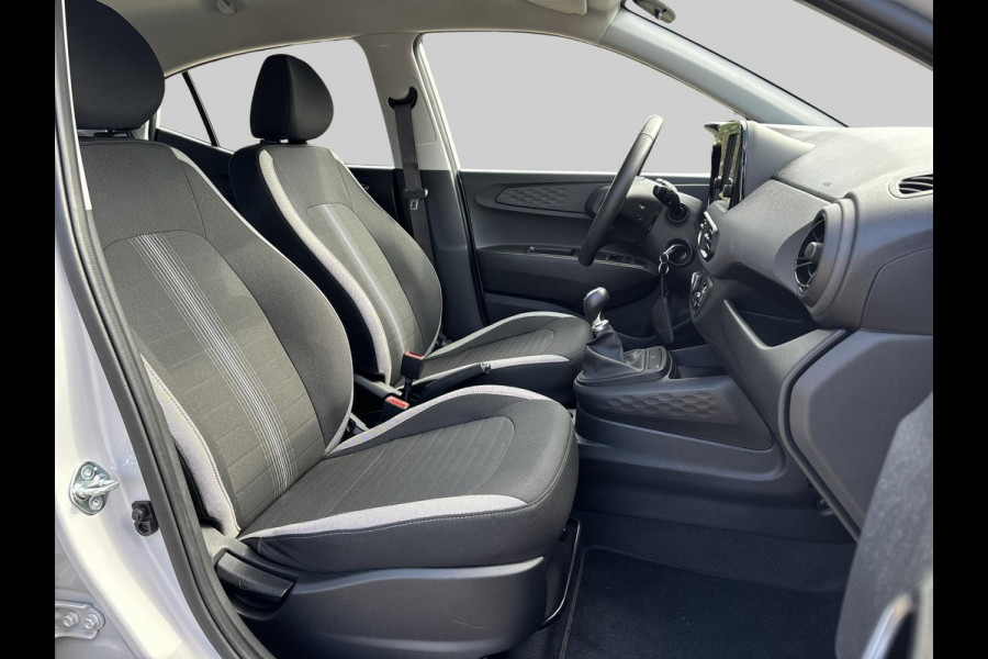 Hyundai i10 1.0 Comfort Smart | Navigatie | Parkeercamera achter | Apple carplay & Android Auto |