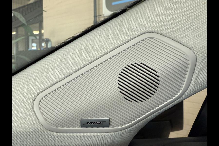 Renault Captur 1.6 E-Tech Plug-in Hybrid 160 Initiale Paris VERKOCHT! Groot navi | Bose | Leder | 18" | Camera | Volledig Dealer onderhouden!