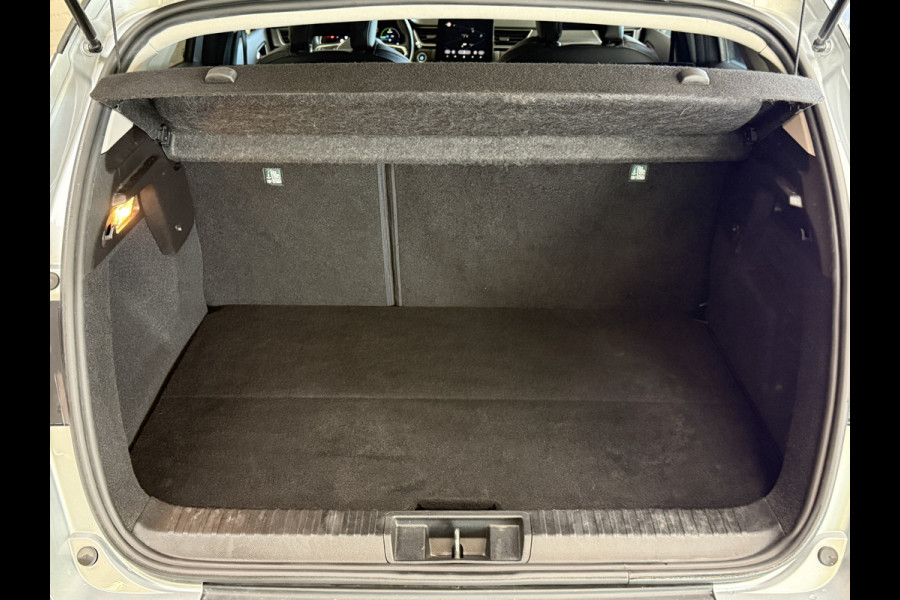 Renault Captur 1.6 E-Tech Plug-in Hybrid 160 Initiale Paris VERKOCHT! Groot navi | Bose | Leder | 18" | Camera | Volledig Dealer onderhouden!