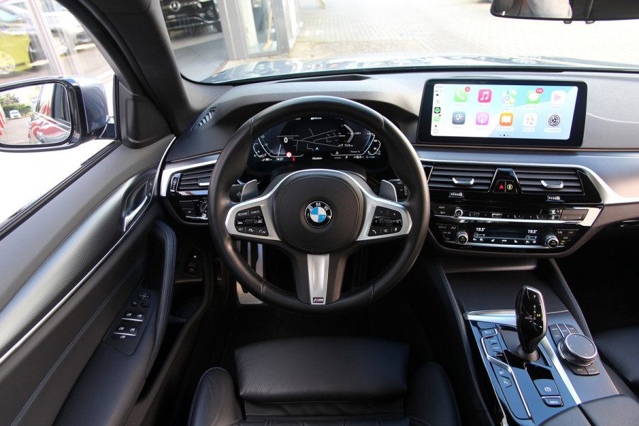 BMW 5 Serie Touring 530e xDrive Business Edition Plus | M-sport | Laser | Head-up | ACC