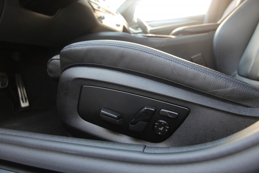 BMW 5 Serie Touring 530e xDrive Business Edition Plus | M-sport | Laser | Head-up | ACC