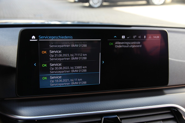 BMW 5 Serie Touring 530e xDrive Business Edition Plus | M-sport | Laser | Head-up | ACC