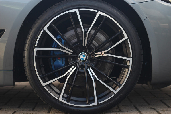 BMW 5 Serie Touring 530e xDrive Business Edition Plus | M-sport | Laser | Head-up | ACC
