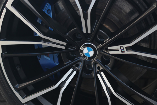 BMW 5 Serie Touring 530e xDrive Business Edition Plus | M-sport | Laser | Head-up | ACC