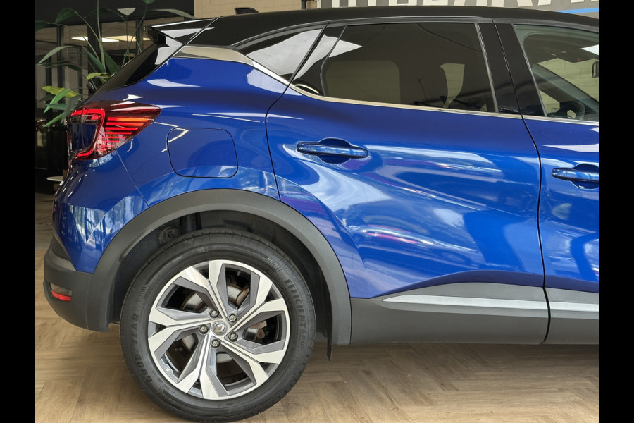 Renault Captur 1.6 E-Tech Hyb RS-Line 160 | Groot Navi | 18" | Carplay | Stoelverwarming | Camera | 100% Dealer onderhouden!