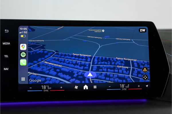 BMW 1-serie 120 M Sport | Dig. Cockpit | Adapt. Cruise | Stoelverw. | PDC | Camera | NAV + App. Connect | ECC | DAB | LM 18" | 3303