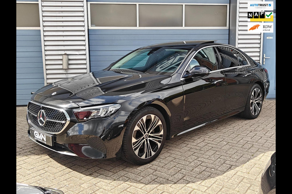 Mercedes-Benz E-Klasse E 220d Limousine Avantgarde | W214 | 2024 Model | Panoramadak | Distronic Pro | Sfeerverlichting Premium
