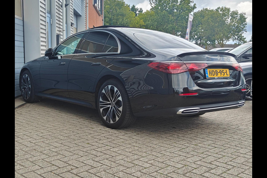 Mercedes-Benz E-Klasse E 220d Limousine Avantgarde | W214 | 2024 Model | Panoramadak | Distronic Pro | Sfeerverlichting Premium