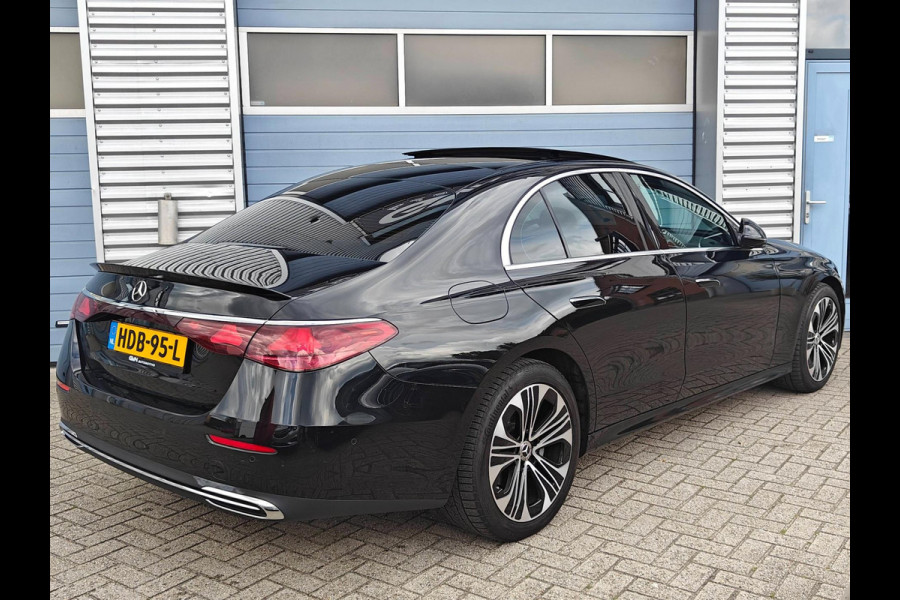 Mercedes-Benz E-Klasse E 220d Limousine Avantgarde | W214 | 2024 Model | Panoramadak | Distronic Pro | Sfeerverlichting Premium