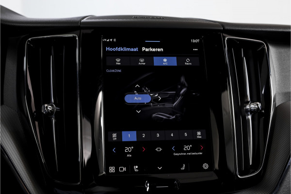 Volvo XC60 2.0 T6 Plug-in hybrid AWD Plus Black Edition | S/K-Panodak | Harman/Kardon | Dig. Cockpit | Adapt. Cruise | Memory Stoelen | Elek. Klep | Stoel-+stuurverw. | 360 Camera | NAV+App. Connect | ECC | LM 21" | 3461
