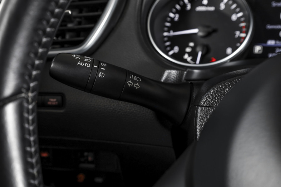 Nissan QASHQAI 1.3 DIG-T 160 PK N-Connecta - Automaat | Trekhaak | Cruise | Stoelverw. | PDC | 360 Camera | NAV | ECC | LM 18" |