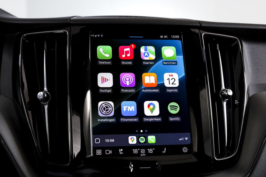 Volvo XC60 2.0 T6 Plug-in hybrid AWD Plus Dark | S/K-Panodak | Dig. Cockpit | Adapt. Cruise | Harman/Kardon | Memory Stoelen | Elek. Klep | Stoel-+stuurverw. | 360 Camera | NAV+App. Connect | LM 19" |