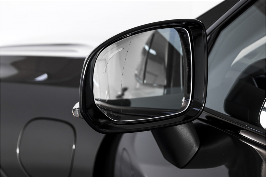 Volvo XC60 2.0 T6 Plug-in hybrid AWD Plus Dark | S/K-Panodak | Dig. Cockpit | Adapt. Cruise | Harman/Kardon | Memory Stoelen | Elek. Klep | Stoel-+stuurverw. | 360 Camera | NAV+App. Connect | LM 19" |