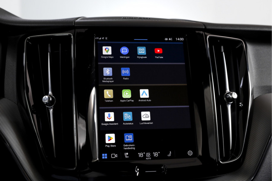 Volvo XC60 2.0 T6 Plug-in hybrid AWD Plus Dark | S/K-Panodak | Dig. Cockpit | Adapt. Cruise | Harman/Kardon | Memory Stoelen | Elek. Klep | Stoel-+stuurverw. | 360 Camera | NAV+App. Connect | LM 19" |
