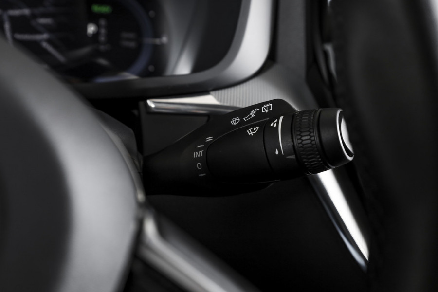 Volvo XC60 2.0 T6 Plug-in hybrid AWD Plus Dark | S/K-Panodak | Dig. Cockpit | Adapt. Cruise | Harman/Kardon | Memory Stoelen | Elek. Klep | Stoel-+stuurverw. | 360 Camera | NAV+App. Connect | LM 19" |